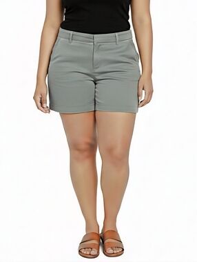 Anne Klein Chino Shorts Womens Size 22 Sage Green Stretch High Rise